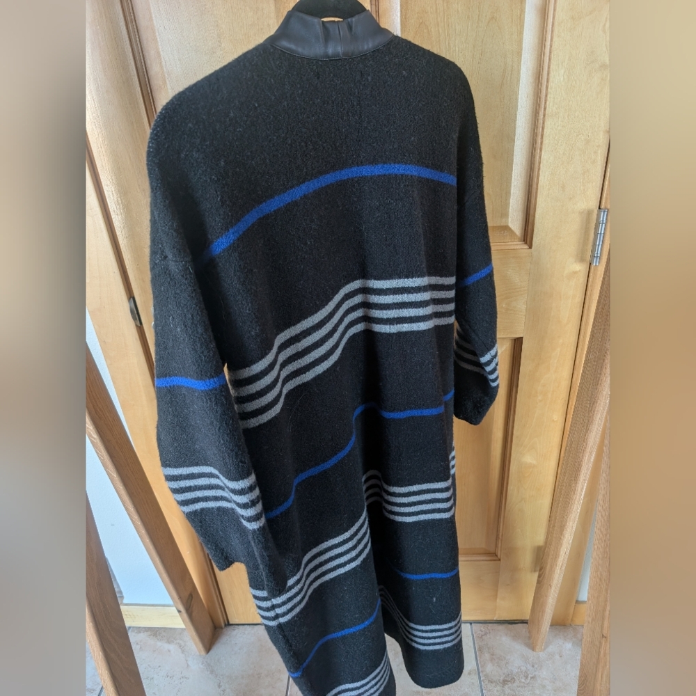 New York & Company Black and Blue Long Cardigan - Picture 6 of 10